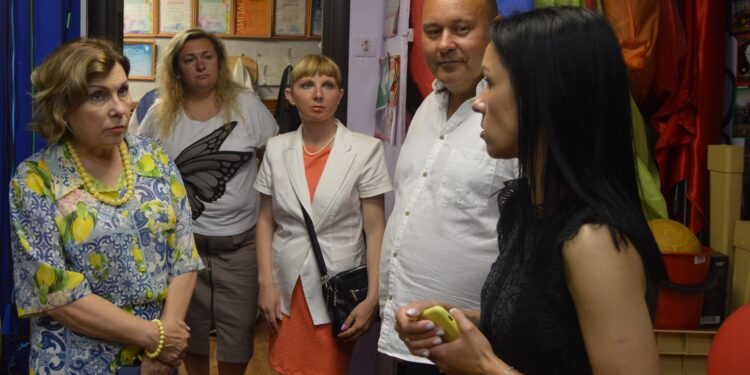 Члены Общественной наблюдательной комиссии Республики Крым совместно с Уполномоченным по правам ребёнка Республики Крым посетили подростково — молодёжные клубы города Симферополя