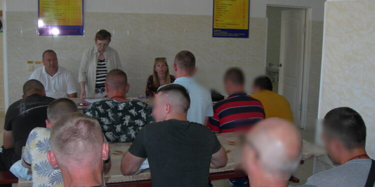 Лекции проекта «Адаптация к новой жизни» в колонии поселения города Керчь