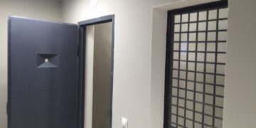 Посещение спецприемника МВД