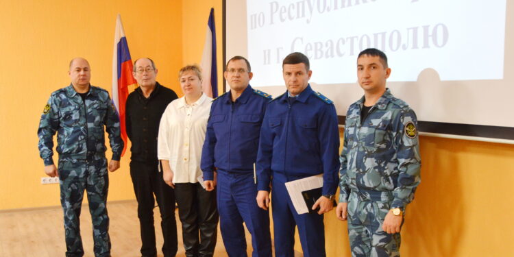 Крымская прокуратура и Общественная наблюдательная комиссия Республики Крым провели ряд мероприятий по обеспечению безопасности в исправительных учреждениях