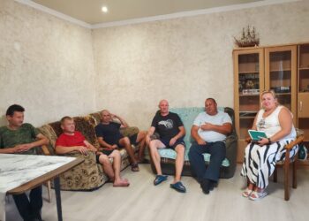 Помощь людям в СЖС