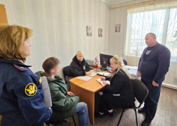 В Ялте филиал УИИ посетили представители общественных организаций